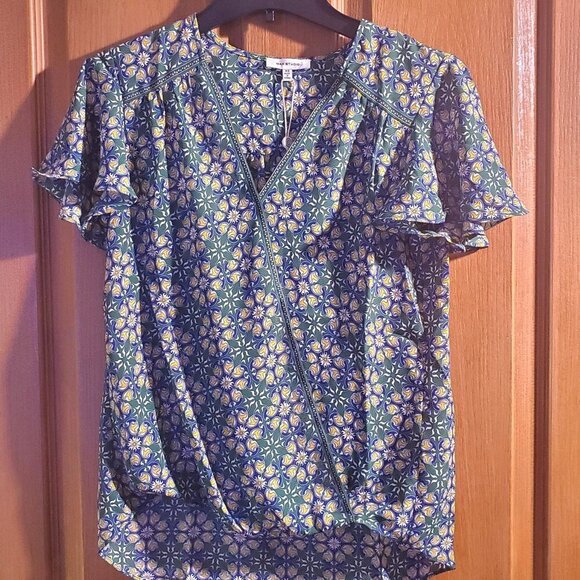 MAX STUDIO - Print Blouse XS Green, Blue and Yellow Short Sleeve - Picture 5 of 5